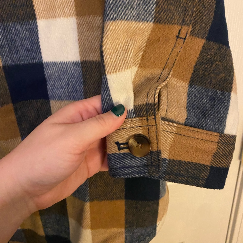 Women’s Shacket size petite large - Picture 3 of 6